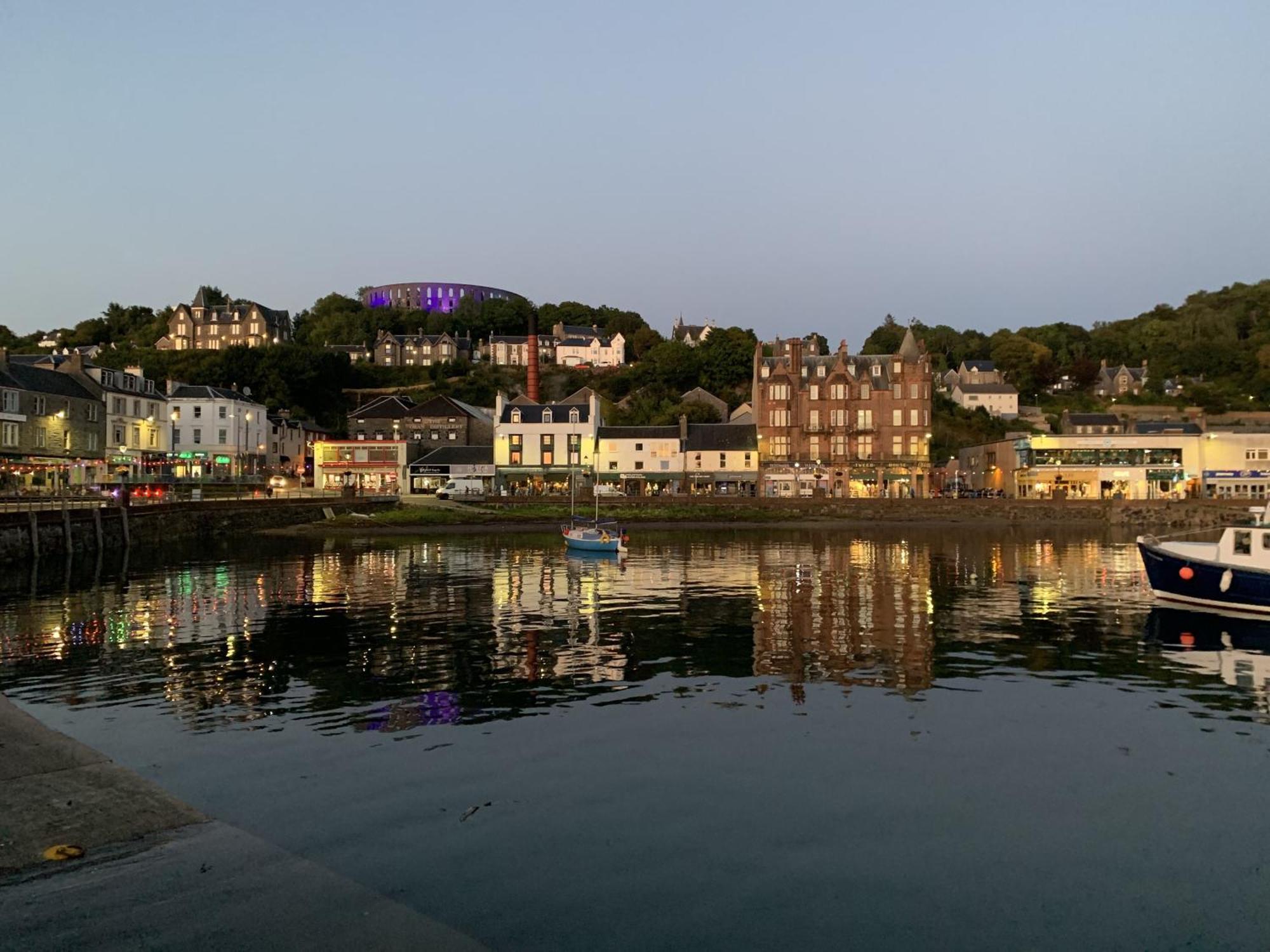 Tawny Owl Pod With Hot Tub Villa Oban Exterior photo